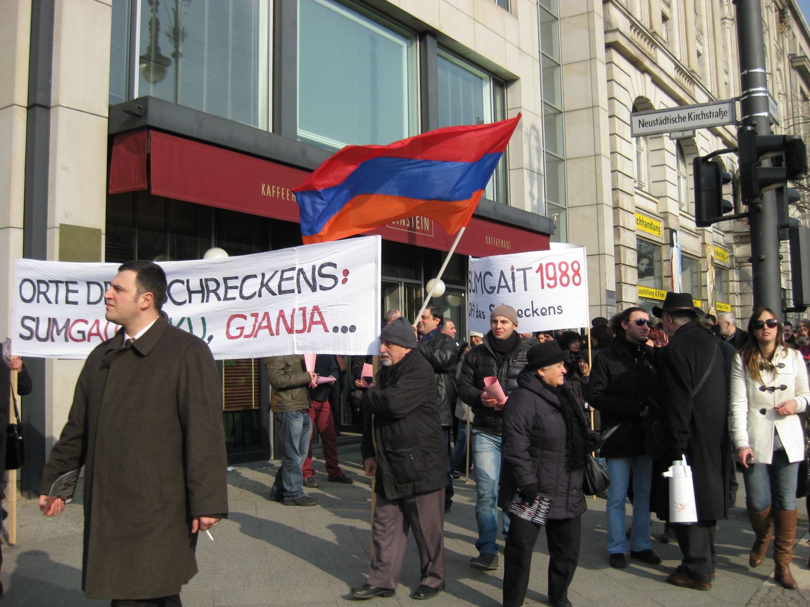 Demo-/Gedenkveranstaltung für die armenischen Opfer in Sumgait